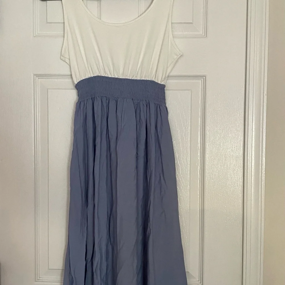 NWT Cupshe Blue & White Ruffled Scoop Neck         A-Line Dress Size XS - Picture 5 of 8